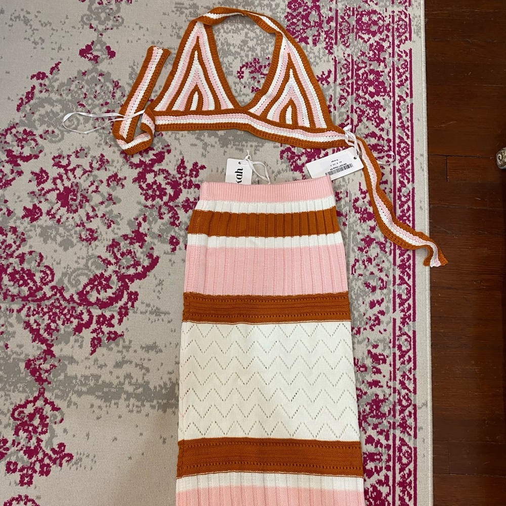 BRAND NEW Selfie Leslie Knit Set